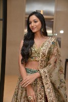 Srinidhi Shetty Gallery